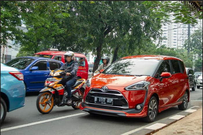 Cara Menghadapi Emosi Pengemudi Lain Di Jalan Raya Panduan Lengkap Untuk Keselamatan Dan Ketenangan