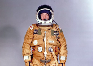 Evolusi Desain Baju Astronot: Dari Misi Apollo Hingga Persiapan Misi Artemis