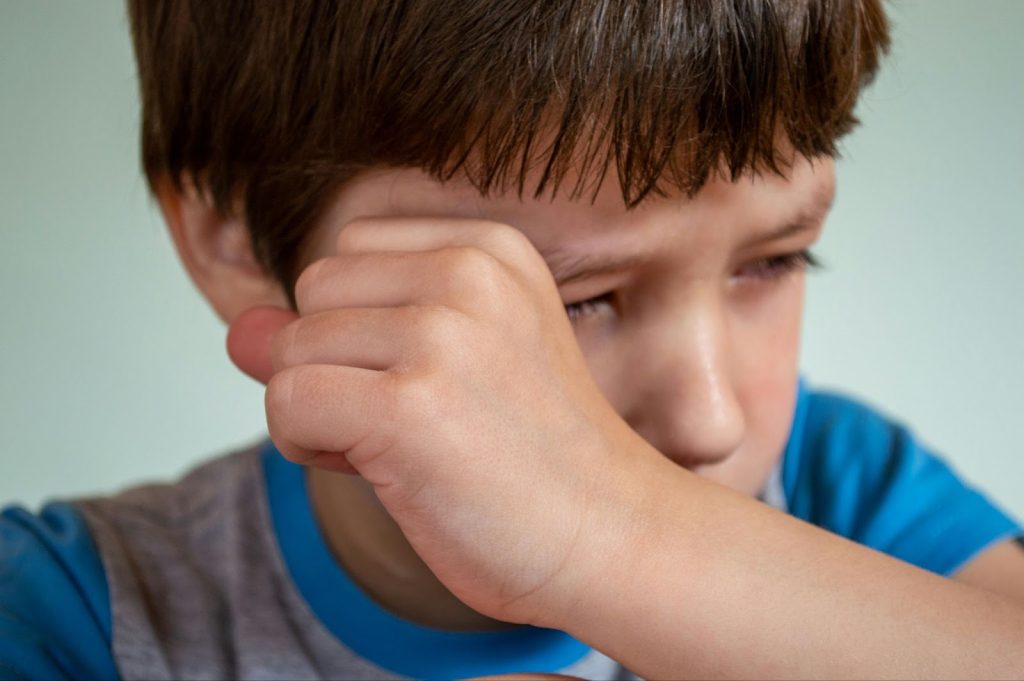 Tips Menghadapi Anak yang Menangis Saat Gagal dalam Lomba: Membangun Mental Juara Sejati